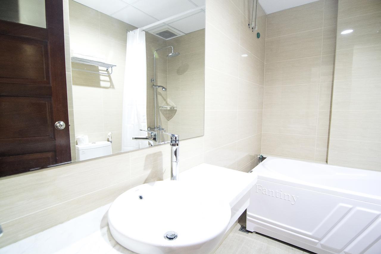 Canary Ha Noi Hotel Hanoi Exterior photo